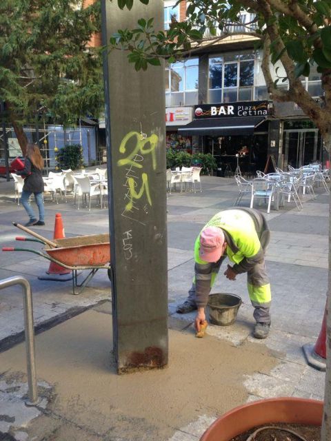 Retirarán la pérgola de la Plaza Cetina