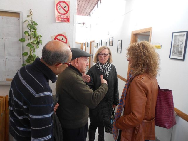 Pelegrín visita el Centro de Mayores de Santiago el Mayor