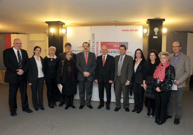 Alumnos de enfermería de la Universidad de Murcia podrán hacer el practicum en hospitales alemanes