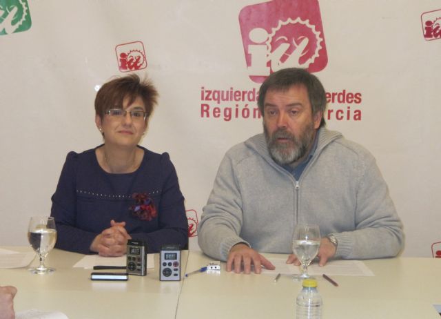 IU-Verdes lamenta la 'poca credibilidad' de Valcárcel y lo acusa de 'torpedear' a Cámara