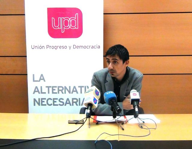 UPyD Murcia reclama el establecimiento del billete único, 'auténtica asignatura pendiente' en materia de transporte