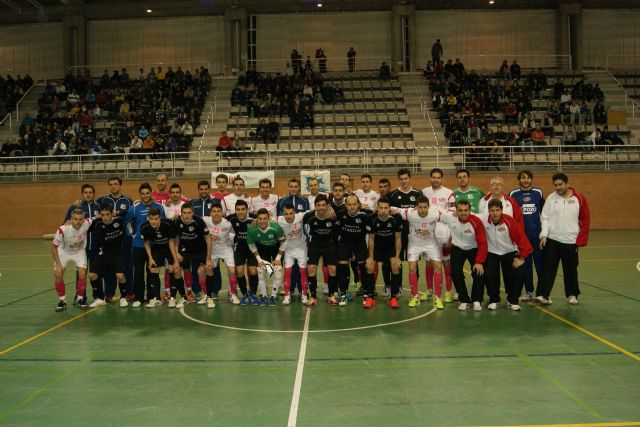 Goles a favor de Cruz Roja local y APADIS en Villena