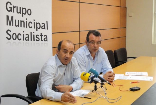 El Grupo Socialista denuncia que el PP sigue utilizando a parados para cubrir puestos de carácter permanente