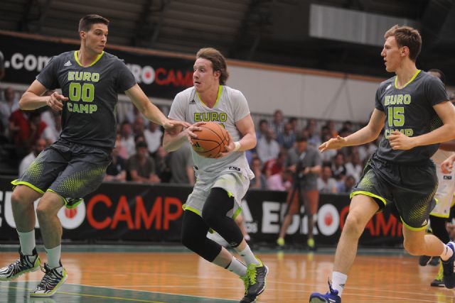 Víctor Arteaga maravilla en el Adidas Eurocamp de Treviso