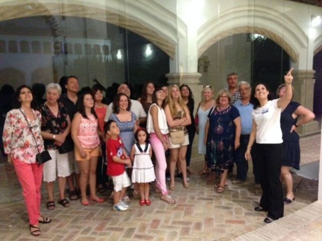 Las visitas nocturnas al Museo de Santa Clara se estrenan con gran afluencia de visitantes