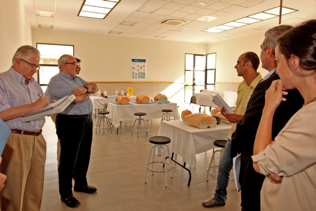 La Consejería de Universidades inspecciona el Campus de Cartagena de la UCAM para su apertura