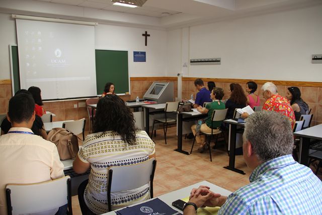 'Hemos olvidado la importancia del vocabulario a la hora de aprender un idioma'