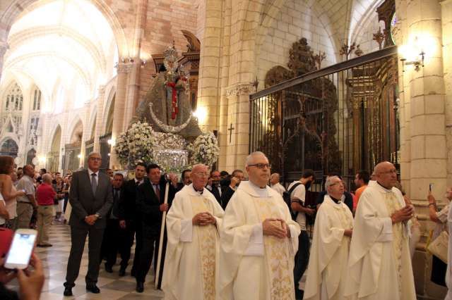 “María es la fuente santa que nos lleva a Cristo”, Mons. Lorca en la solemnidad de la Virgen de la Fuensanta