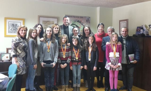 La Comunidad alaba la 'excelente labor' de las campeonas de España de gimnasia rítmica