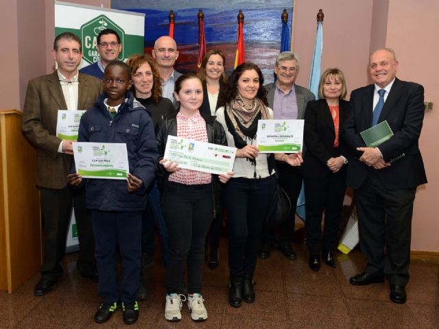 La Universidad de Murcia premia los mejores huertos escolares de la Región