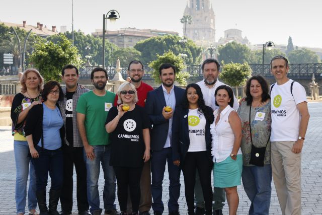 Alberto Garzón muestra su apoyo a Cambiemos Murcia “como espacio real de unidad popular”