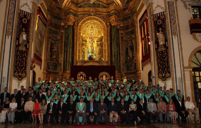 La III Promoción del Grado en Ciencias de la Actividad Física y del Deporte de la UCAM se gradúa