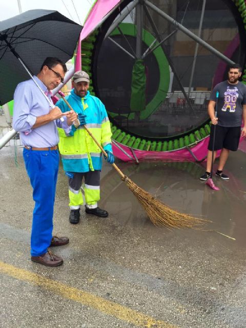 El Ayuntamiento moviliza un dispositivo de más de 250 personas para resolver las incidencias de la lluvia