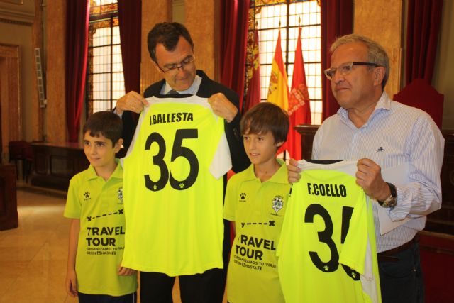 El Alcalde recibe a los benjamines del Ranero CF que este fin de semana disputarán la fase final de la Copa Samsung