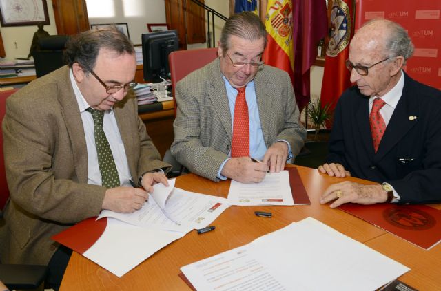 La Real Academia de Medicina trabajará en colaboración con el Centro de Estudios en Bioderecho de la Universidad de Murcia