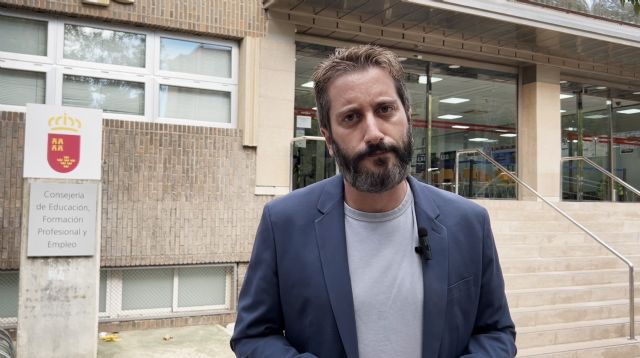 Podemos carga contra el 'secuestro' de los alumnos de selectividad