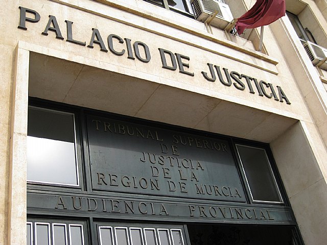 El fiscal superior de Murcia archiva la denuncia falsa con la que Arrimadas justificó la moción de censura en Murcia