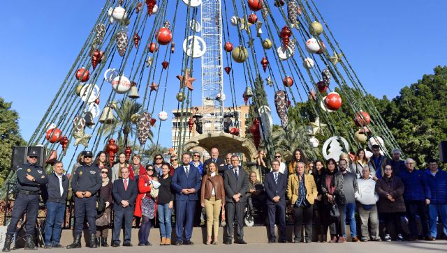 El primer Día Solidario del Árbol de Navidad reunirá a 30 entidades sociales y tendrá como broche de oro el Christmas Rock