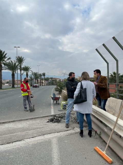 El puente de Ronda Sur va a ser más seguro y estable gracias a la mejora de la pavimentación en 44 metros