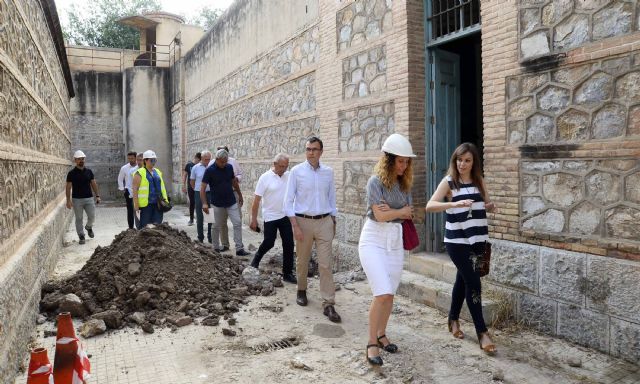 Comienzan las pruebas de carga en la Cárcel Vieja previas al inicio de las obras