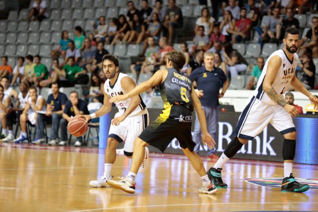 El UCAM Murcia logra una nueva victoria ante Iberstar Tenerife 89-84