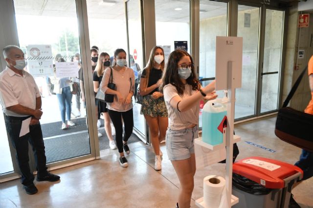 Comienzan los exámenes de la EBAU para 1.350 estudiantes de la Región de Murcia