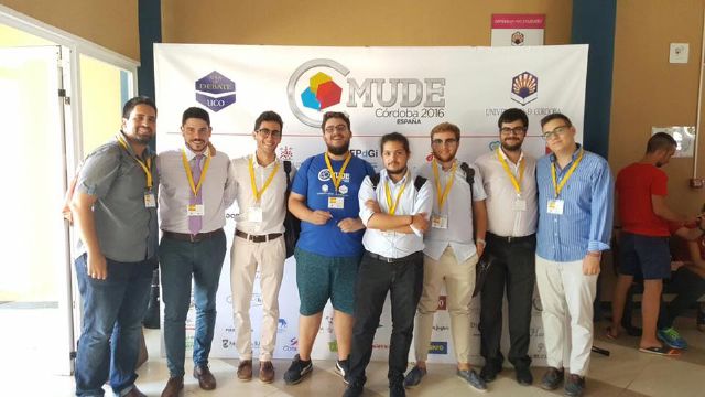 Un equipo de la UMU queda finalista en el Campeonato Mundial de Debate