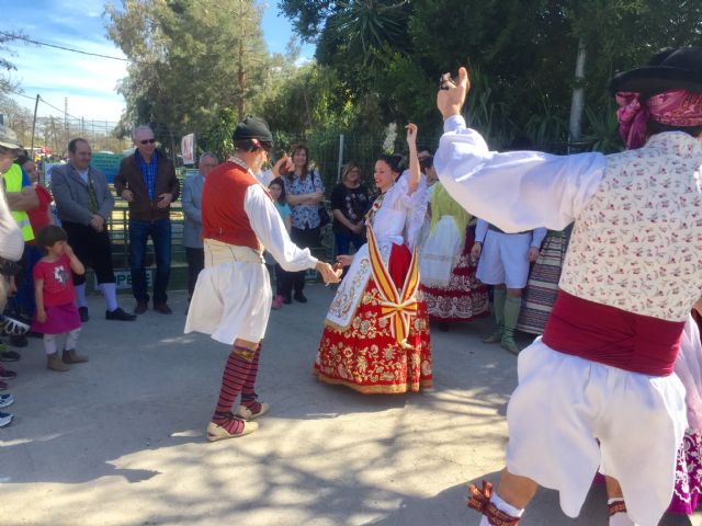 Centenares de personas participan en ´Estampa huertana: Tradiciones y costumbres´