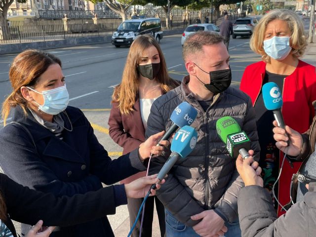 El PP propone ampliar las frecuencias y los itinerarios de los autobuses del Ayuntamiento