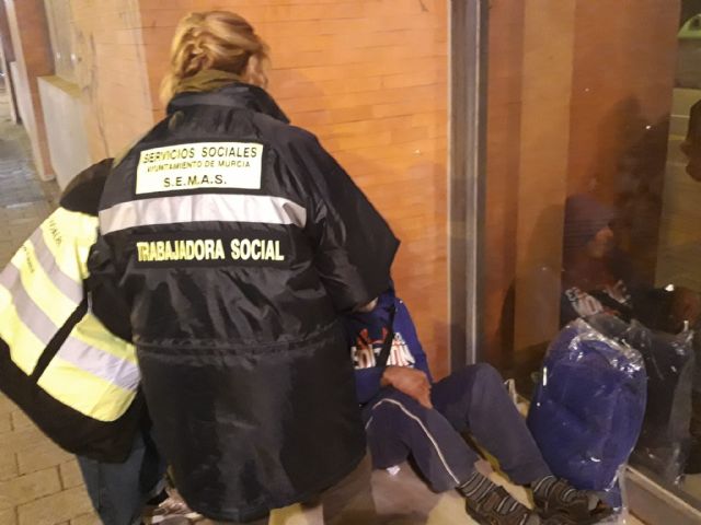 El SEMAS atendió anoche a 11 personas en la 'Operación Frío'