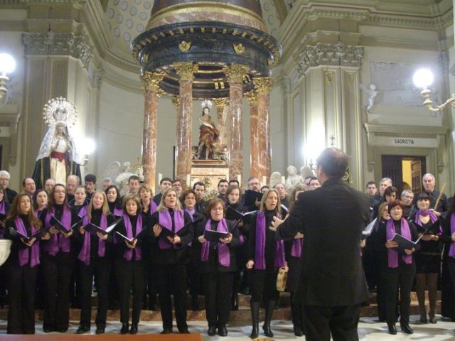 Coral Discantus con la Semana Santa de Murcia