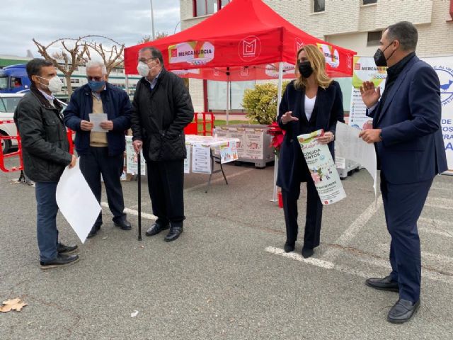 MercaMurcia pone en marcha una campaña solidaria de recogida de alimentos entre sus trabajadores y empresas