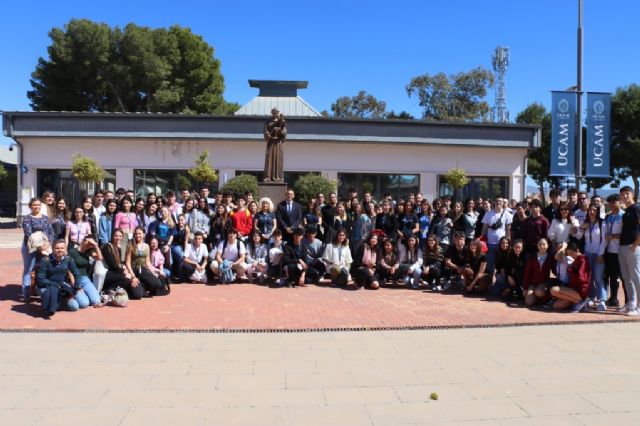 Más de 100 estudiantes de Bachillerato y FP Superiorparticipan en las Olimpiadas Científicas de UCAM Cartagena