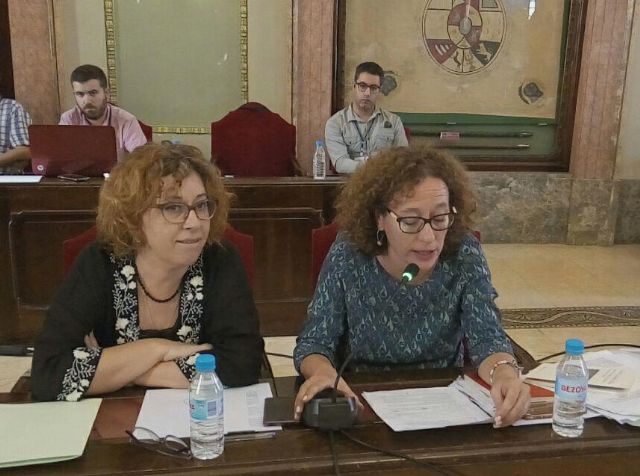 Ahora Murcia denuncia 'las peligrosas políticas privatizadoras del pp que terminan en trabajadores sin cobrar'