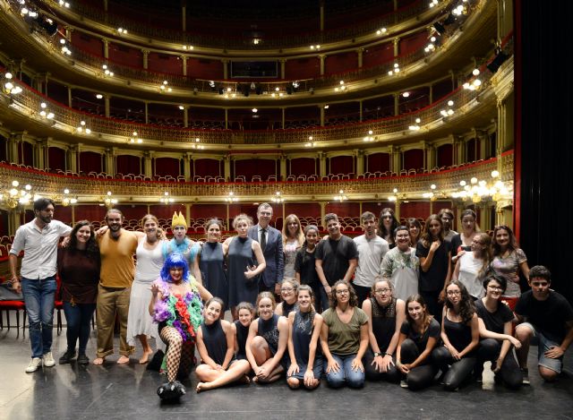 Siete montajes de teatro y danza medirán su talento sobre las tablas del Teatro Circo en la final del CreaMurcia de Artes Escénicas