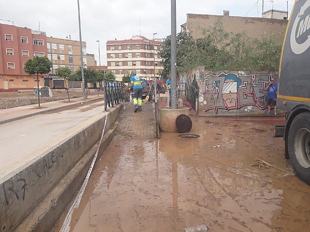 El Ayuntamiento pone en marcha un dispositivo para voluntarios que quieran prestar ayuda a los vecinos de las pedanías más afectadas por las lluvias