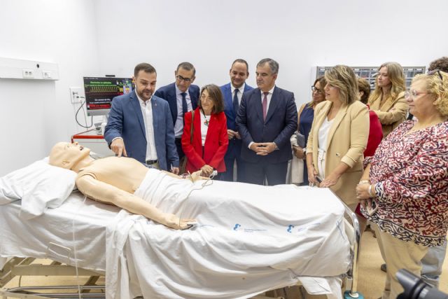 La nueva sede de la Facultad de Enfermería en Cartagena de la UMU estrena una sala de simulación de alta fidelidad y dos salas de prácticas de habilidades