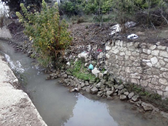 Ciudadanos San Ginés insta a la Junta de Hacendados a la reparación de la Acequia Mayor de Barreras