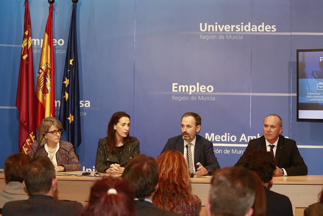 La UCAM participa en el programa de la CARM para acercar la RSC a la sociedad