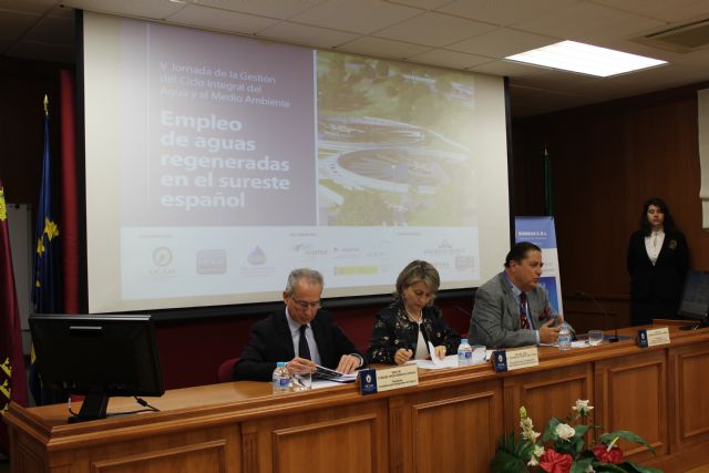 'En la Cuenca del Segura se reutiliza uno de los volúmenes más grandes de agua del mundo, pero es insuficiente'