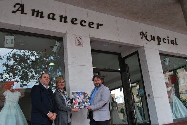 Doce asociaciones de comerciantes celebran el Día del Padre con un sorteo de un cheque regalo de 200 euros