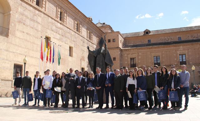 La UCAM entrega los premios de las Olimpiadas Científicas 2018