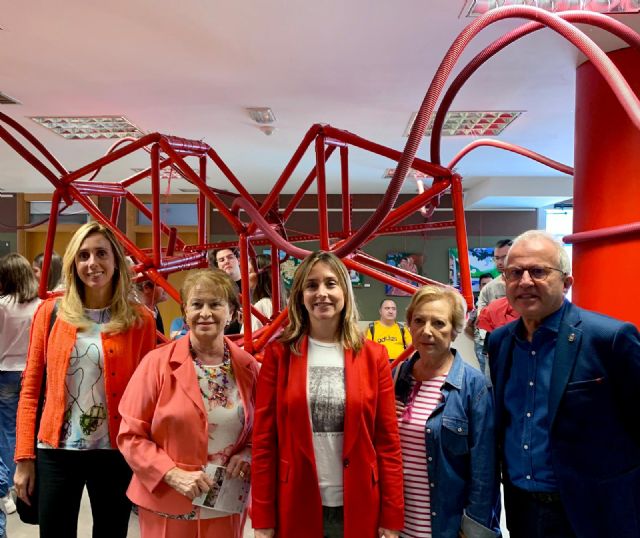 El Espacio Joven 585m2 acoge la exposición 'Conecta con la vida' con motivo del Día Mundial de la Salud Mental