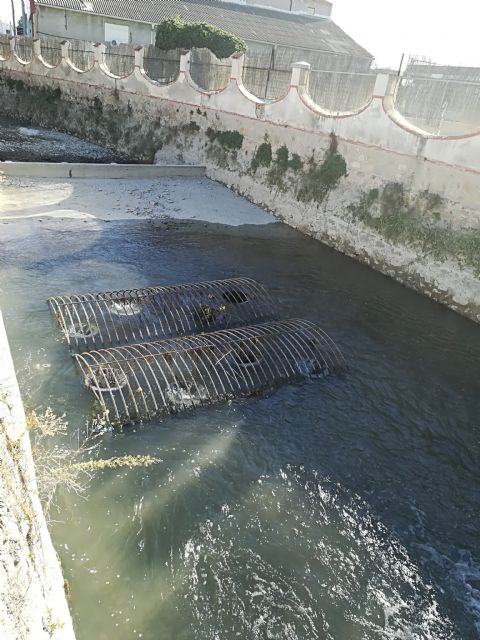 Cambiemos Murcia denuncia el desvío de agua desde La Ñora para favorecer a las grandes explotaciones agrícolas del municipio