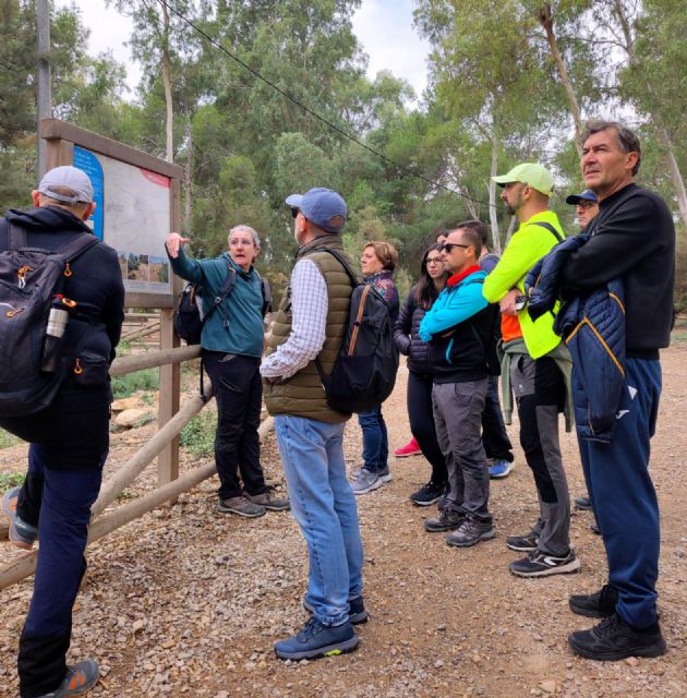 Las rutas ambientales continúan con éxito con el itinerario entre La Contraparada y el Molino de los Casianos