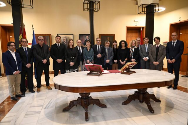 Toma de posesión de profesorado titular y catedrático de la Universidad de Murcia. 18/01/2024