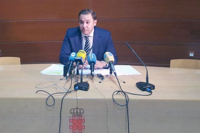 Ciudadanos denuncia que la titularidad municipal del estadio Nueva Condomina está en el aire