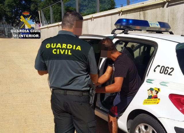 La Guardia Civil detiene a un presunto atracador en Sangonera