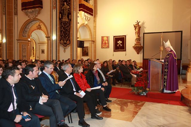 Monseñor Lorca Planes pronuncia el Pregón de Adviento y Navidad de la UCAM