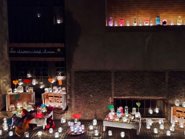 Beniaján inunda su casco antiguo de luz y creatividad